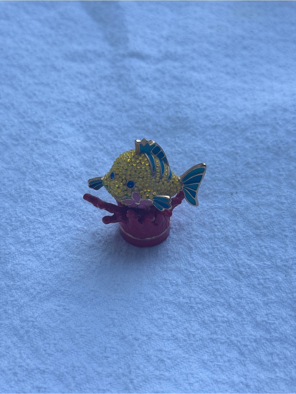Estee Lauder Yellow and Blue Fish Figurine Accent